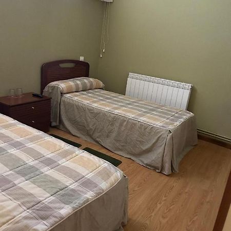 Hostal Transilvania Santa Cruz de Moncayo エクステリア 写真