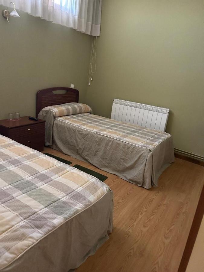 Hostal Transilvania Santa Cruz de Moncayo エクステリア 写真